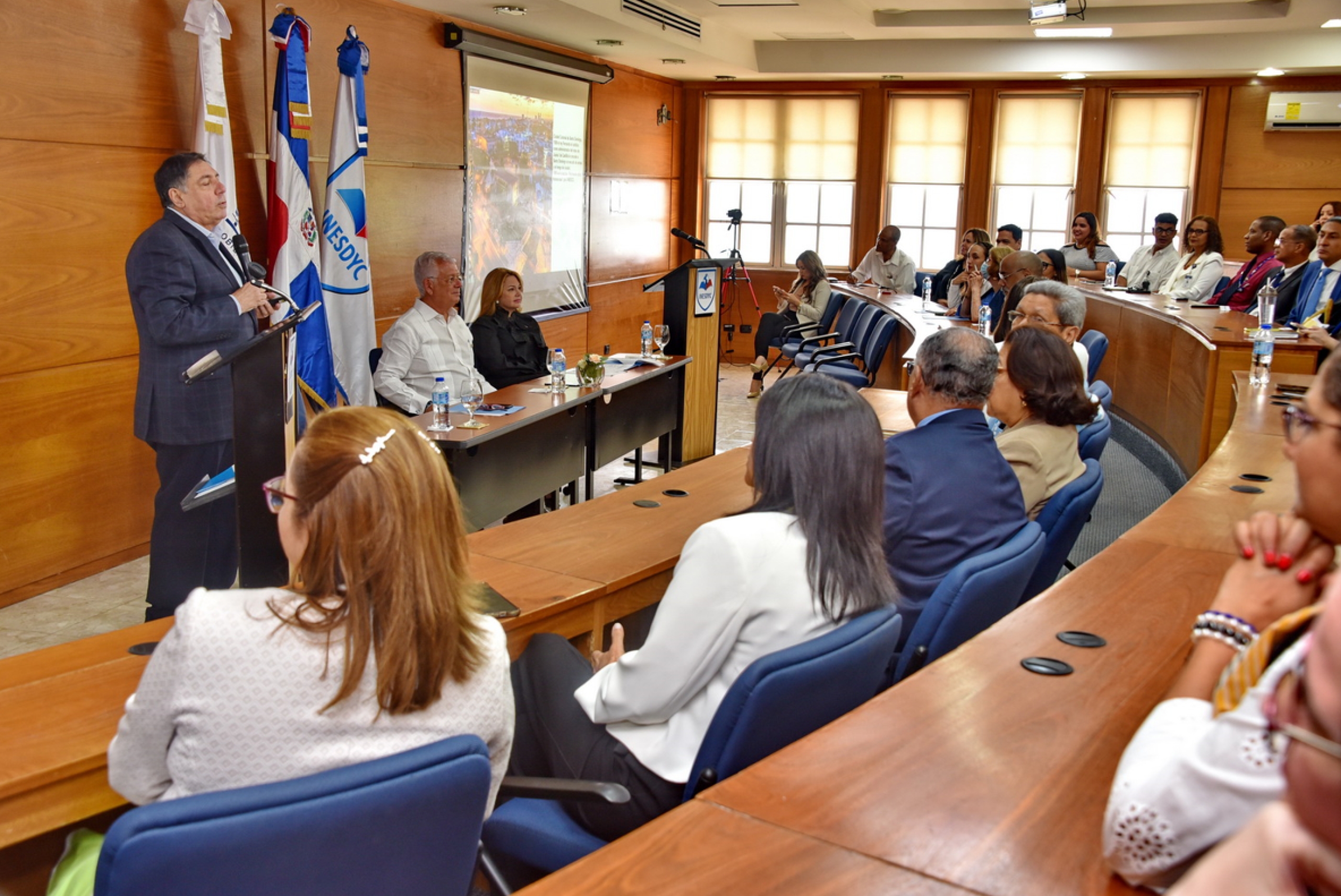 INESDYC y Cultura capacitan colaboradores del cuerpo diplomático en cultura dominicana