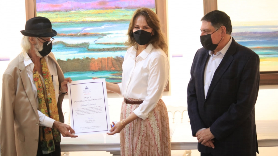 Ministerio de Cultura entrega Premio Nacional de Artes Visuales 2021 a Orlando Menicucci