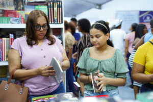 La lectura y los clásicos protagonizan encuentros de la XXVIII Feria Internacional del Libro Santo Domingo