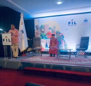Charla resalta vida y obras de Camila Henríquez Ureña en XXVlll Feria Internacional del Libro