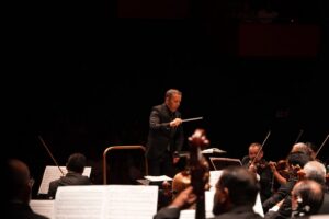 La Orquesta Sinfónica Nacional de Panamá une a dos pueblos a través de la música en la FILSD 2026